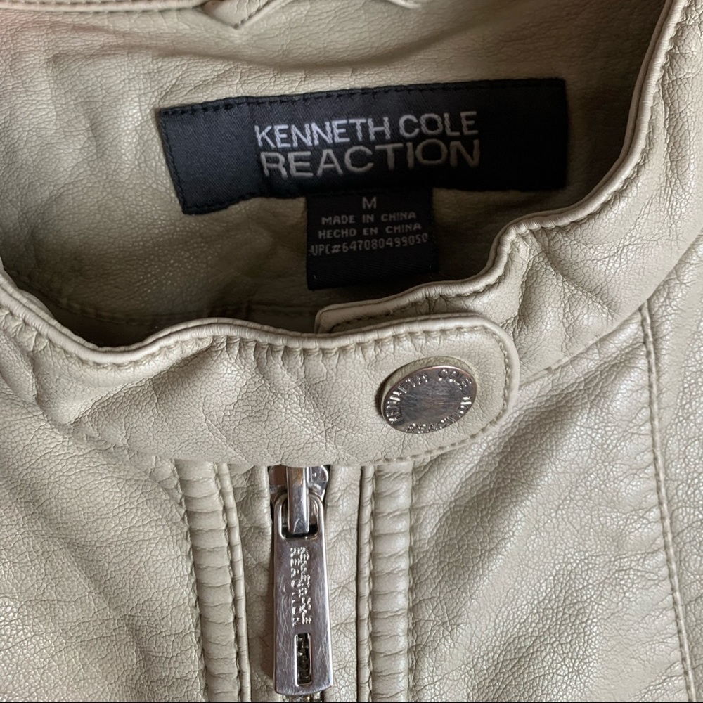 Selling this lovely leather Jacket. Worn barely at all still in mint condition.